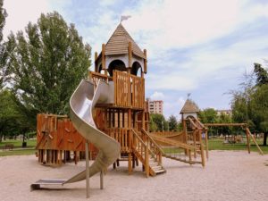 playground-1543297_640